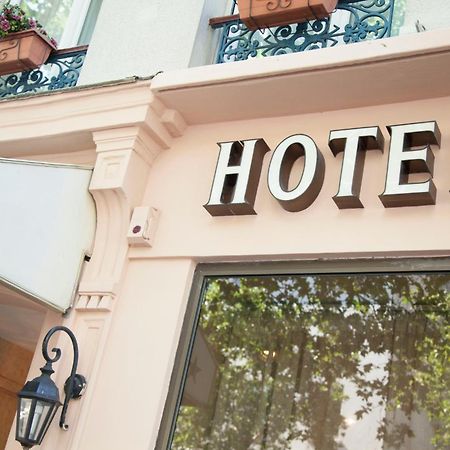 Hôtel des Pyrénées - Entre Bastille et Nation París Exterior foto