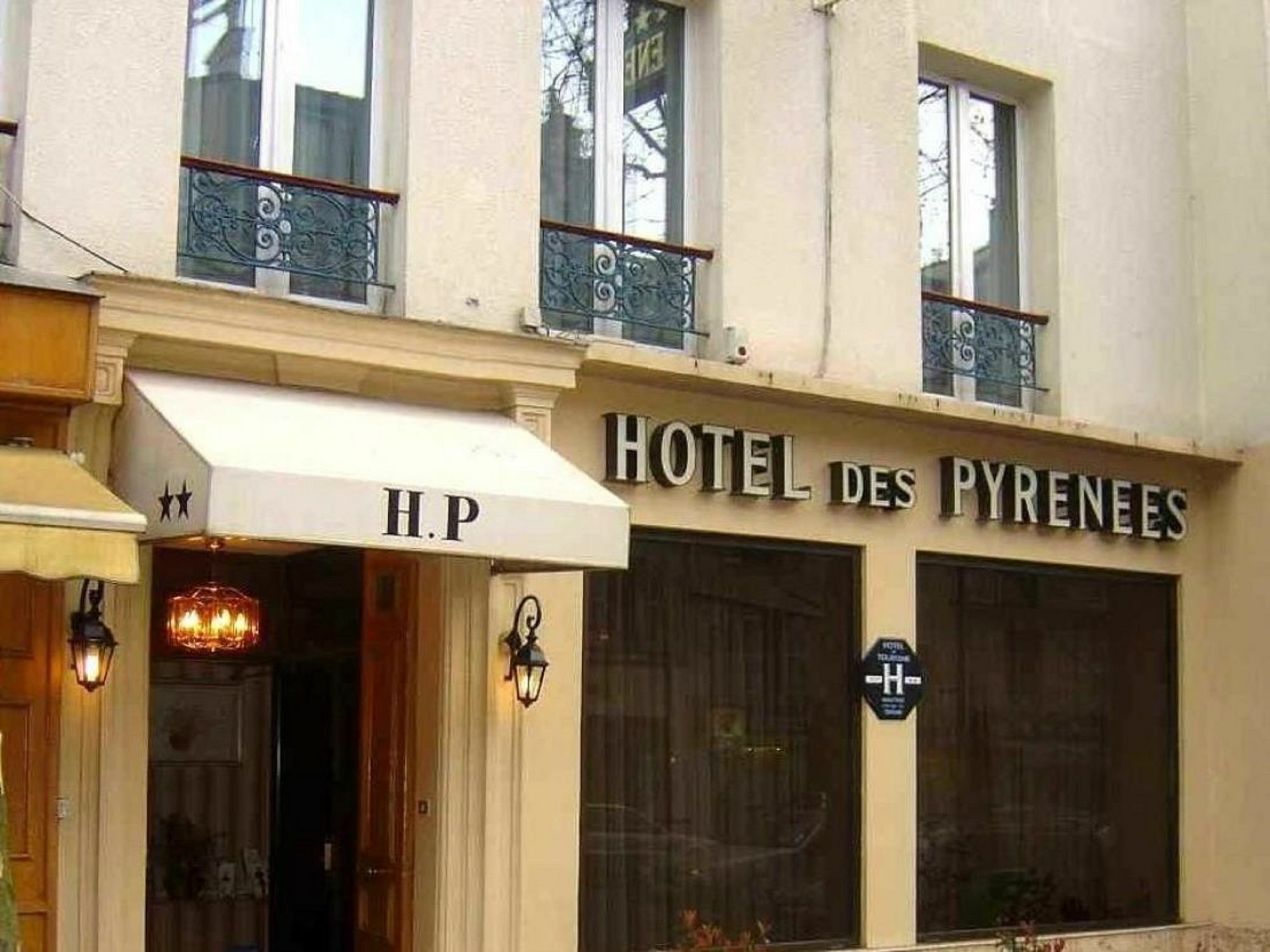 Hôtel des Pyrénées - Entre Bastille et Nation París Exterior foto